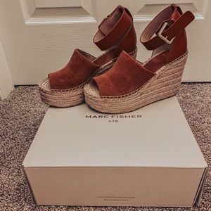 Marc Fisher Wedges